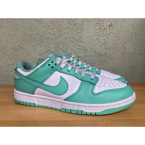 Nike Dunk Low Green Glow Women’s Size 10 DD1503-105 10W‎ / Men’s 8.5 main image 12